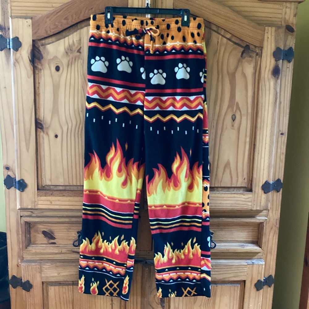 Men Cheetos black orange fire flame fleece pajama lounge pants - size M